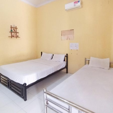 โอโย 3100 เอล ชาเดย์ แฟมิลี เรสซิเดนซ์ Hotel บันยูวังงี ภายนอก รูปภาพ