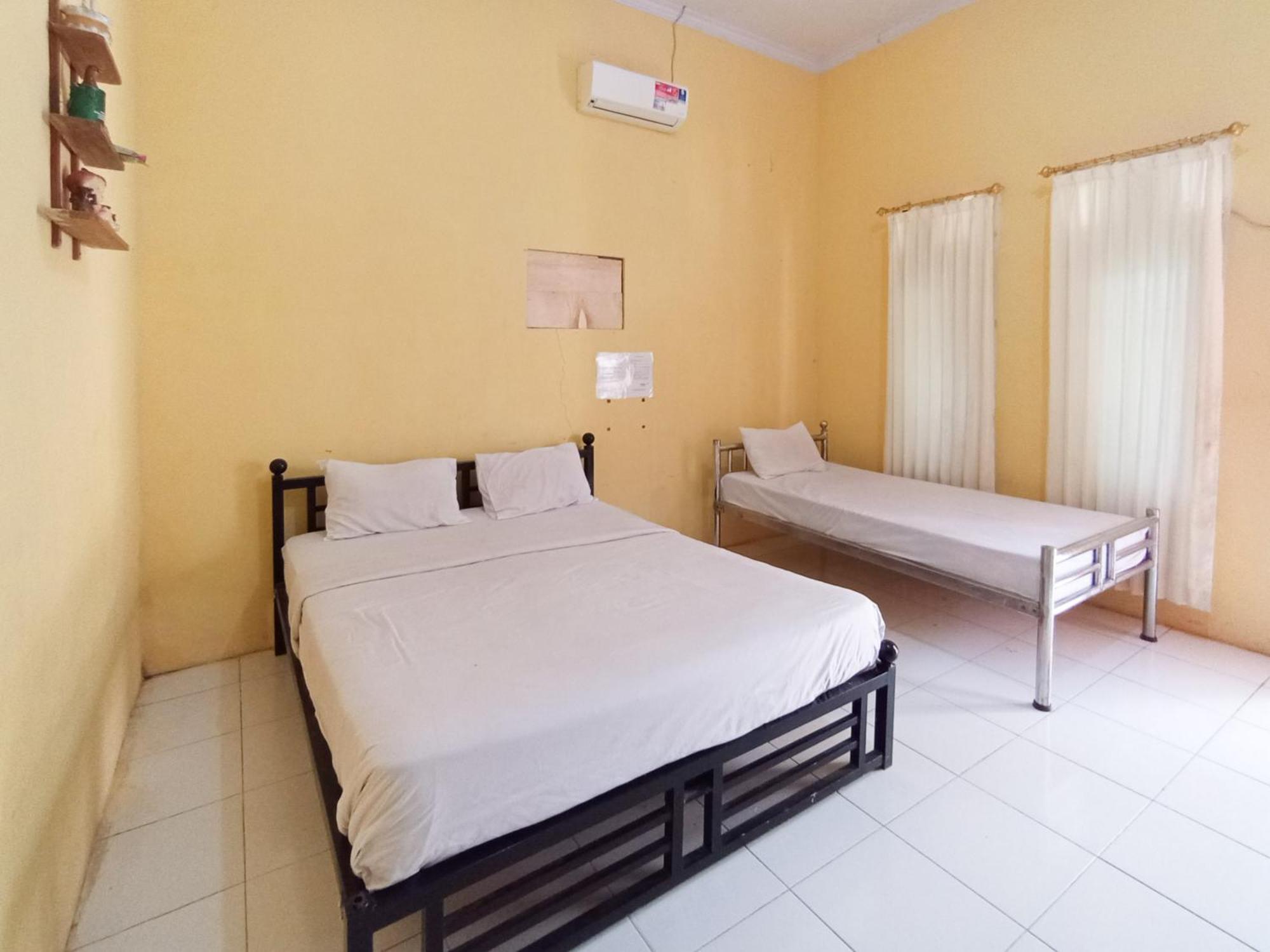 โอโย 3100 เอล ชาเดย์ แฟมิลี เรสซิเดนซ์ Hotel บันยูวังงี ภายนอก รูปภาพ